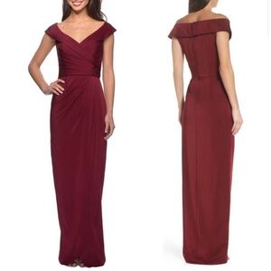 La Femme Surplice off the Shoulder Column Gown Burgundy Size 4